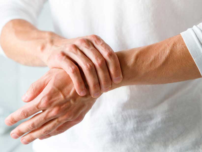Un estudio revela que en los días húmedos aumenta el dolor en las articulaciones