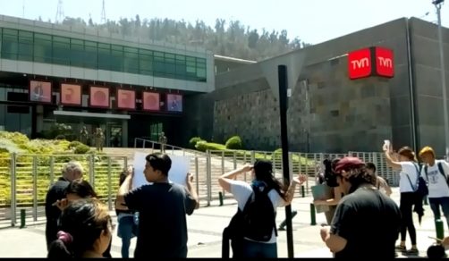 Profesionales del área audiovisual rechazan «cobertura sesgada» de canales de televisión