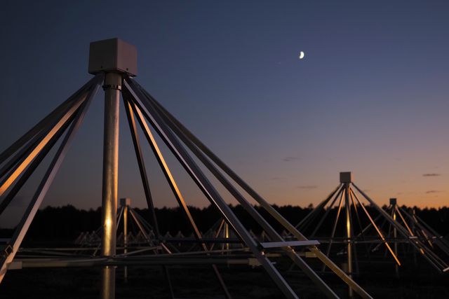 Francia estrenó un radiotelescopio para sondear los inicios del Universo