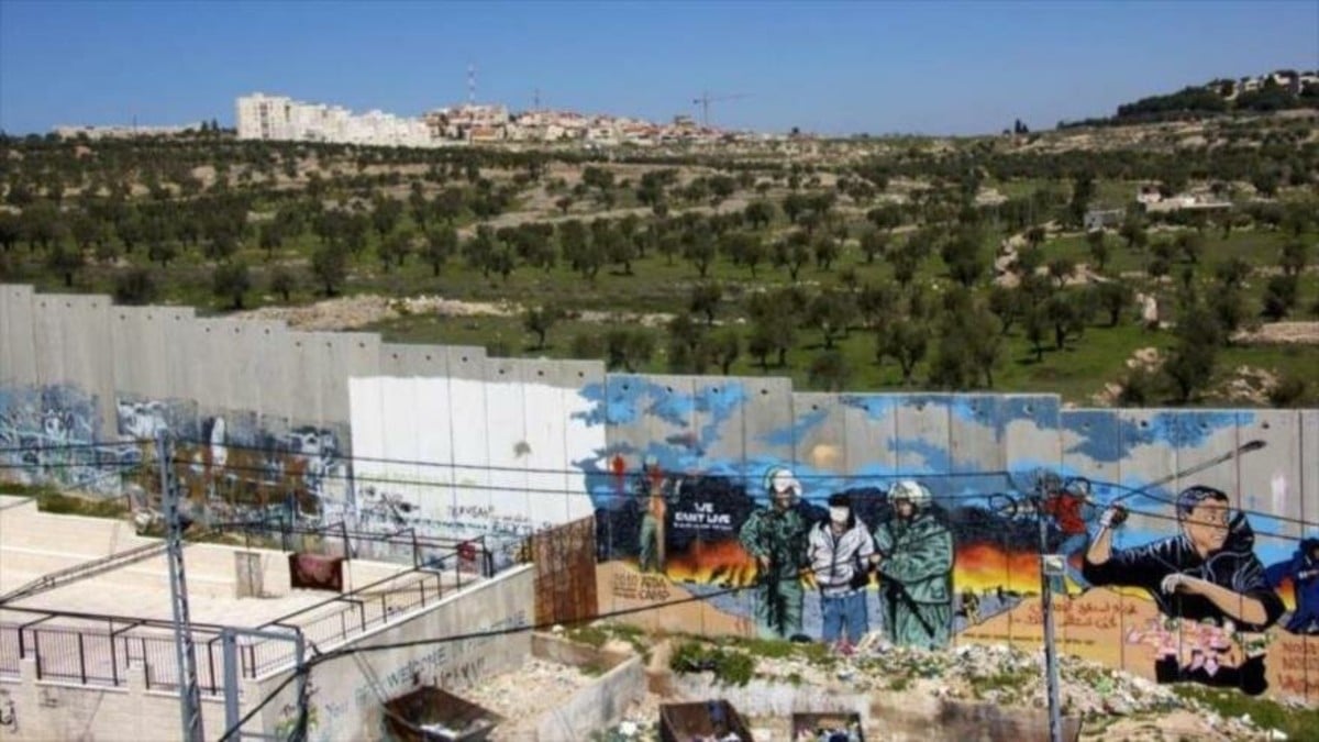 Autoridades israelíes supervisan la entrada de desechos tóxicos en asentamientos y aldeas en Cisjordania