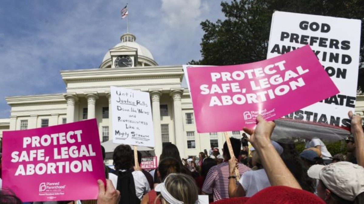 ¡Un logro para las mujeres en EE. UU.! Juez frena proyecto de ley que prohíbe el aborto