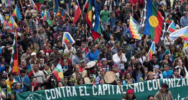 Indígenas latinoamericanos siguen en resistencia a 527 años de la llegada de Colón