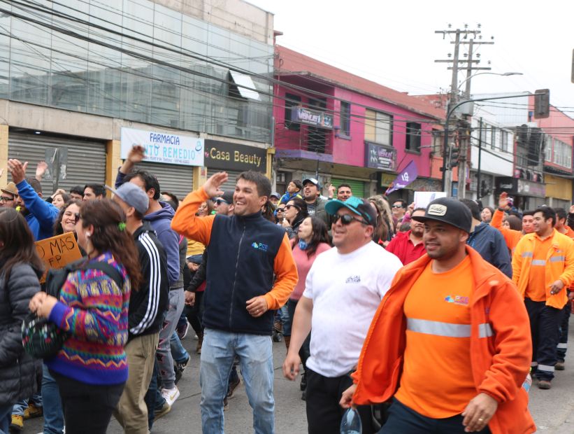 Portuarios anuncian paro nacional en apoyo a las movilizaciones en Santiago