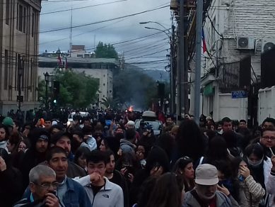 Protesta nacional en El Maule: Un muerto en Curicó y disparos al cuerpo en Talca
