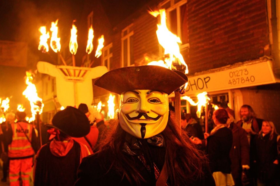 Londinenses celebran el Día de las Hogueras o la Noche de Guy Fawkes