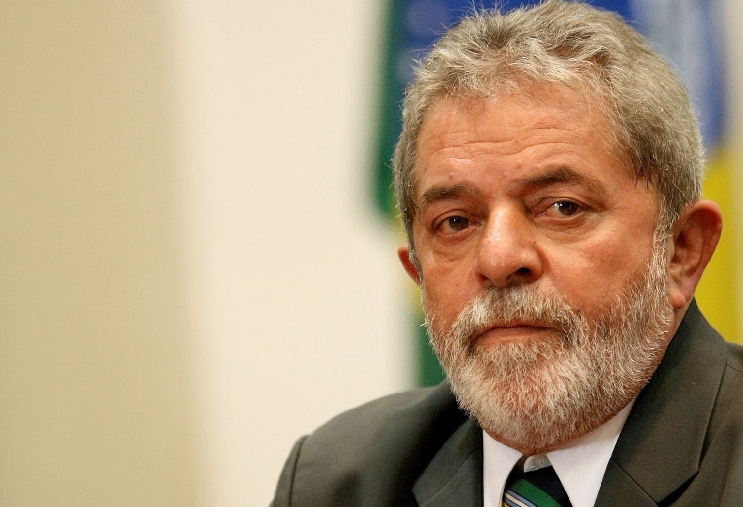 Se intensifica la persecución judicial contra Lula: Tribunal de Brasil aumenta a 17 años condena por caso Atibaia