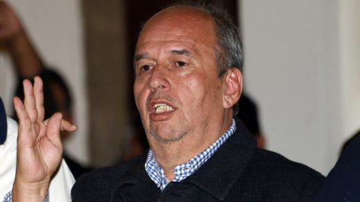 Gobierno ilegítimo de Bolivia comienza cacería contra exfuncionarios de Morales y sus familiares