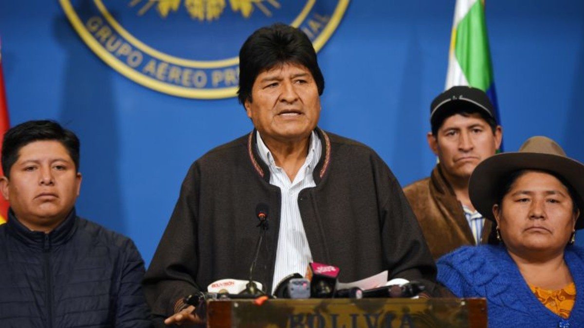 Evo Morales denuncia orden de aprehensión ilegal en su contra