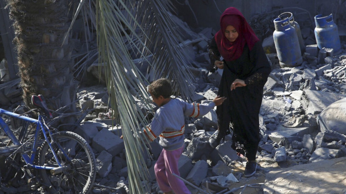 Continúan los ataques israelíes a Gaza a pesar de haber acordado un alto al fuego