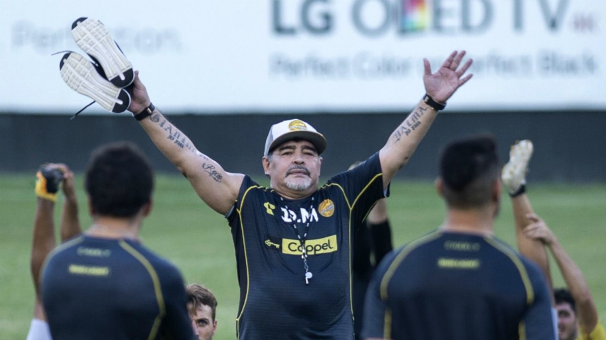 Dorados de Sinaloa aspira volver a tener a Maradona como director técnico