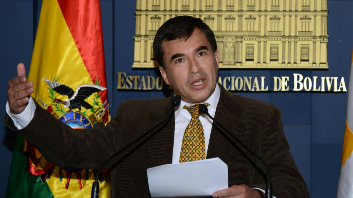 Continúa la persecución política en Bolivia: emiten orden de captura contra exministro de la Presidencia