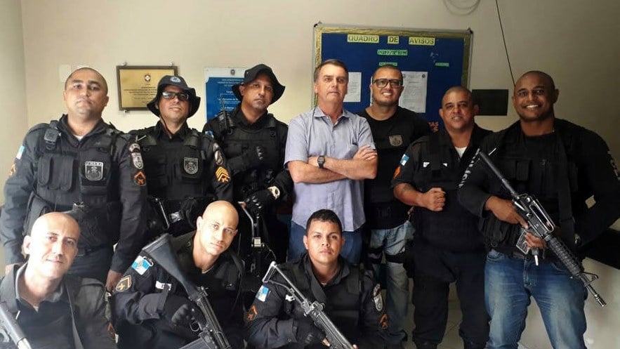 Bolsonaro y su peligrosa ley GLO que exime de responsabilidad a policías y militares