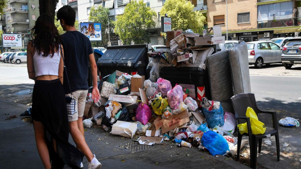 Pediatras advierten que Roma es demasiado sucia para los niños