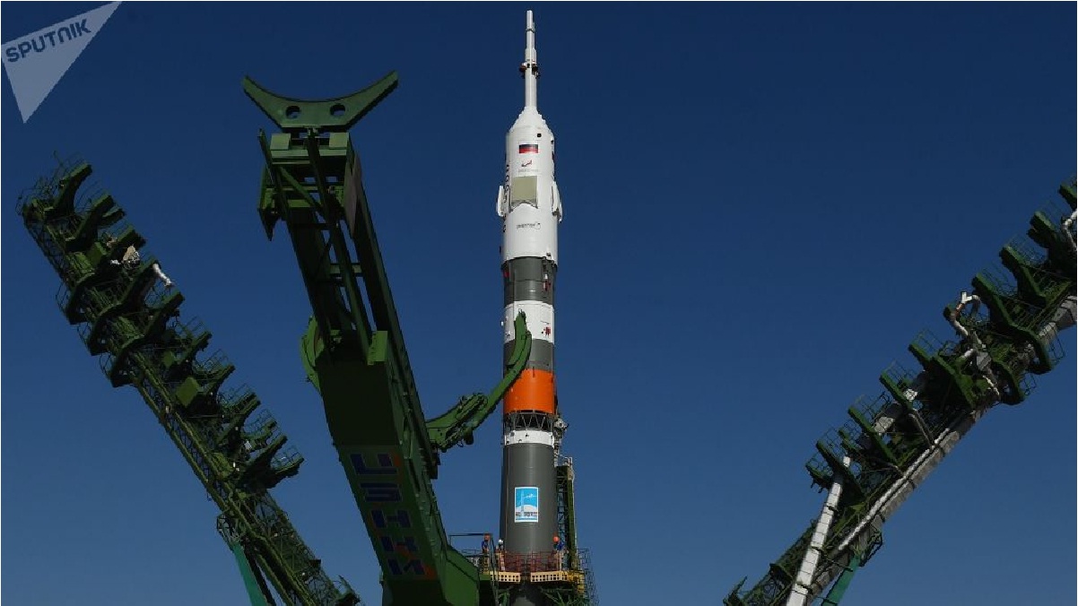 (Video) Cohete ruso Soyuz-2.1v coloca con éxito satélite militar en órbita