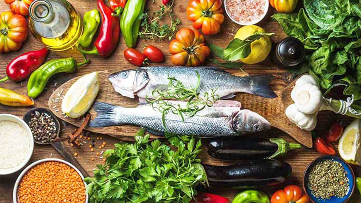 Una dieta mediterránea baja en calorías reduce factores de riesgo cardiovascular