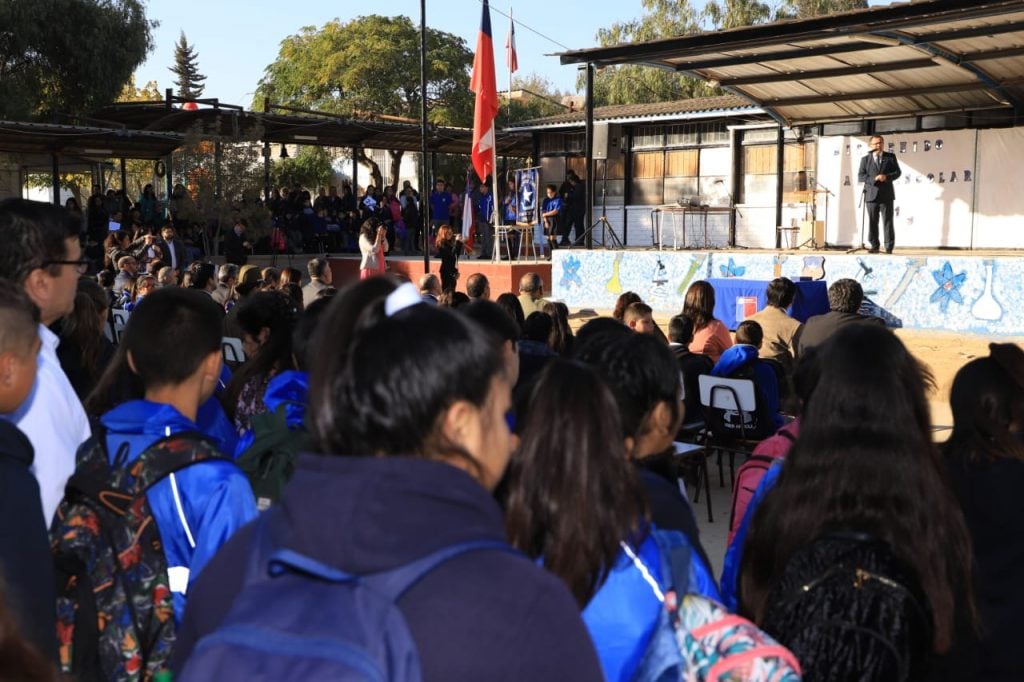 Limache: Primera comuna en solicitar la incorporación de educación cívica a las mallas curriculares de escuelas y liceos municipales