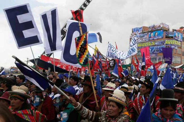 Bolivia: El 5 de noviembre movimientos sociales marcharán en apoyo a Evo Morales