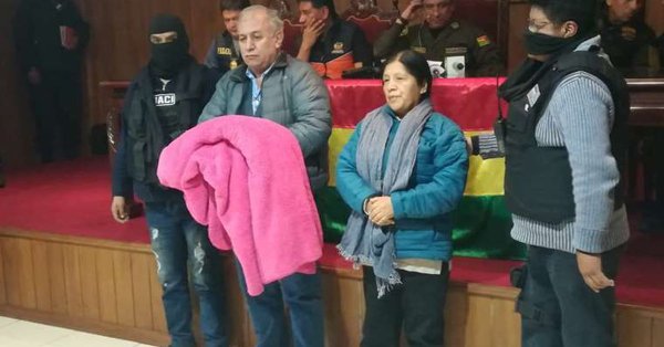 Arrestan a expresidenta  y exvicepresidente del Tribunal Supremo Electoral  de Bolivia