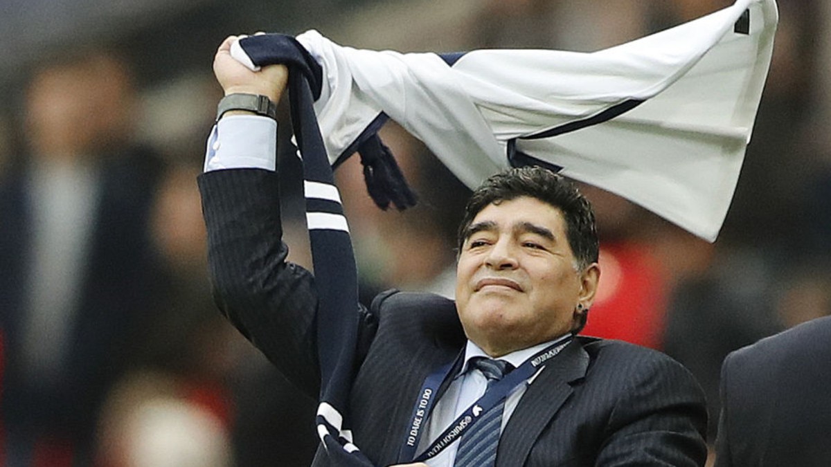 Maradona apoya el impuesto a las grandes fortunas propuesto en Argentina
