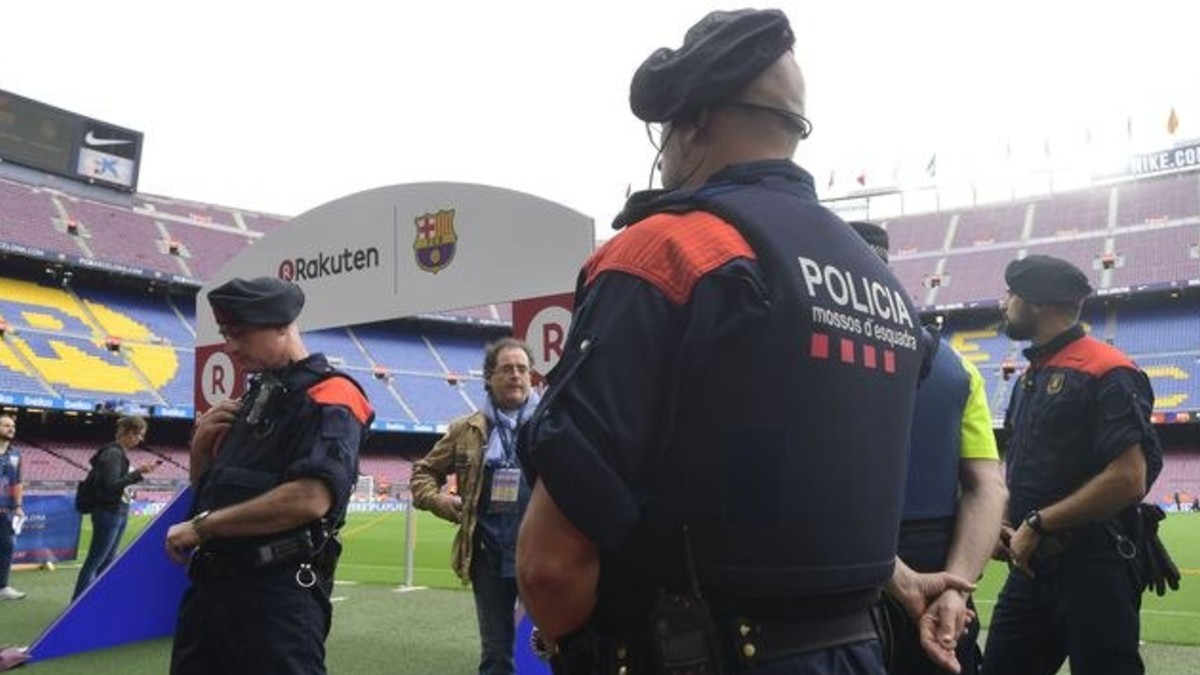 Más de 3 mil policías se preparan para resguardar el clásico Barcelona-Real Madrid