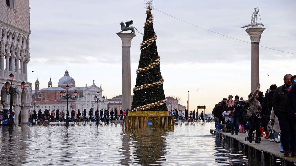 Fenómeno del agua alta está hundiendo el turismo de Venecia