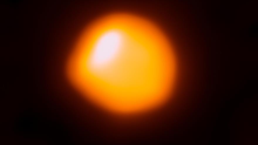 Una estrella gigante podría explotar y provocar un espectáculo de luces en la Tierra