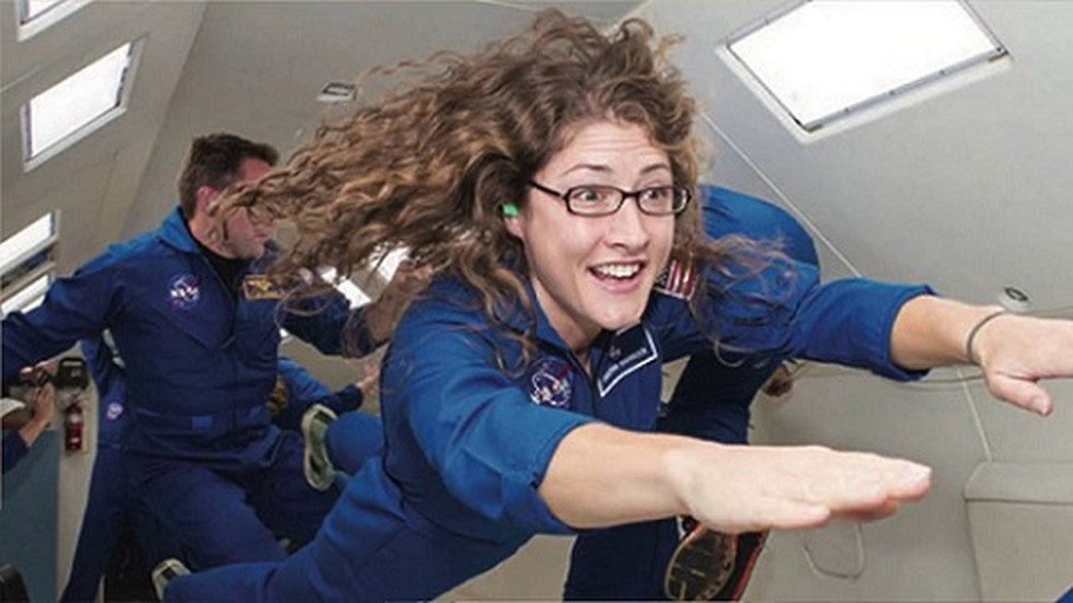 Una astronauta bate récord de permanencia de una mujer en el espacio con 289 días