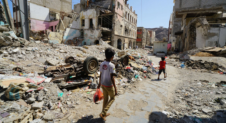 Denuncian que una gran cantidad de niños muere a diario en Yemen por acciones de coalición saudí