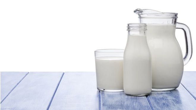 Las contradicciones que rodean el consumo de leche de vaca en los adultos