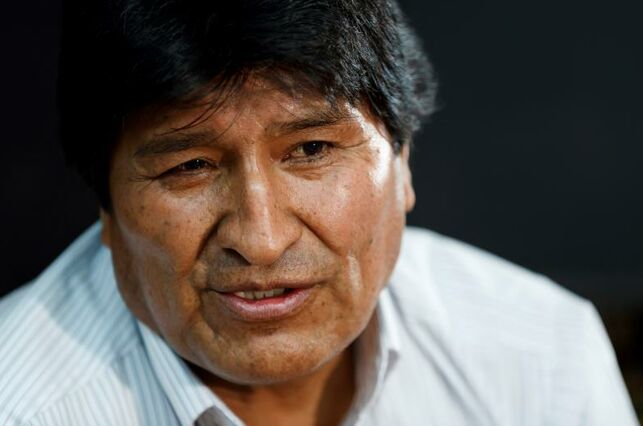 Bolivia: Evo Morales firma poder para ser candidato al Legislativo