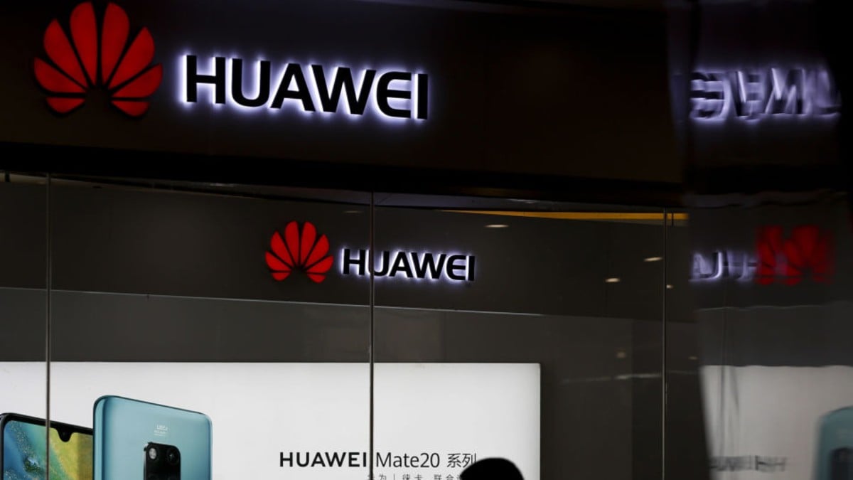 Gobierno de Gran Bretaña impone restricciones a operadores de tecnología 5G incluyendo a Huawei