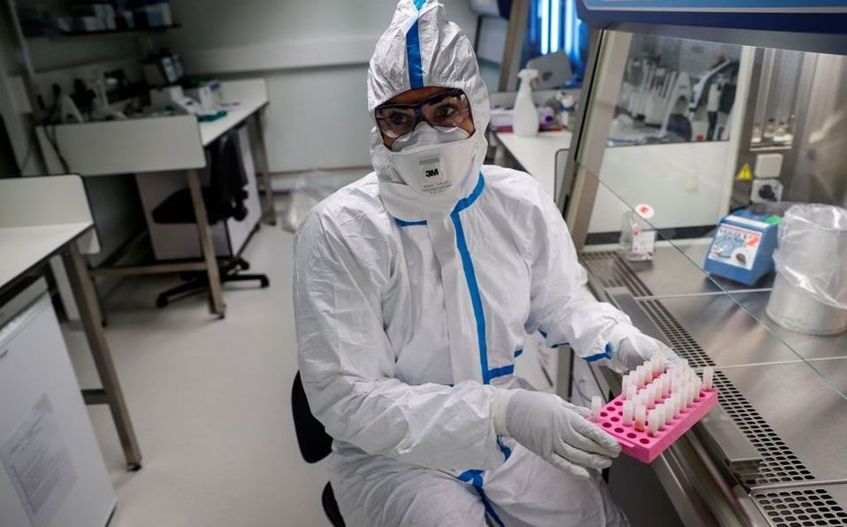 Científicos de Hong Kong crean vacuna contra coronavirus pero advierten que las pruebas tomarán meses