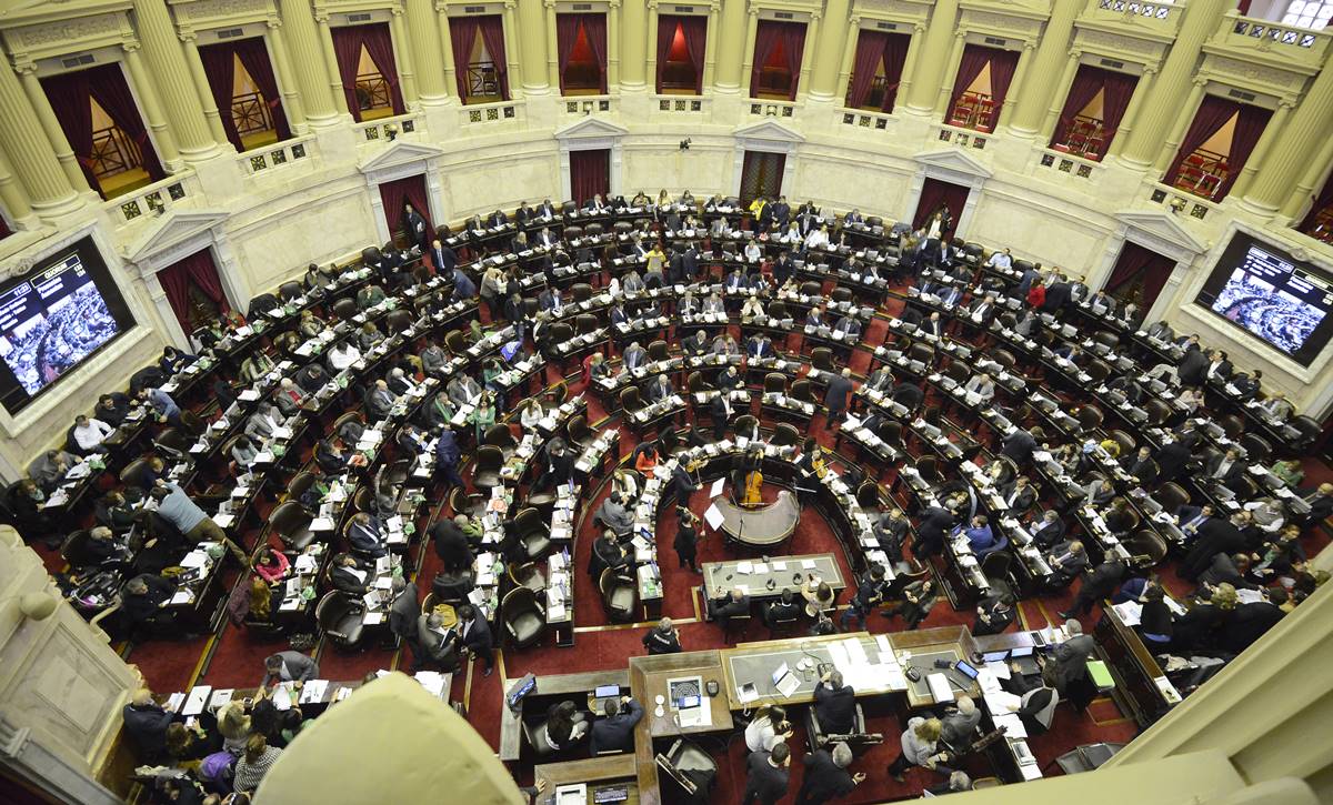 Cámara de Diputados de Argentina aprobó proyecto para reestructurar la deuda pública externa