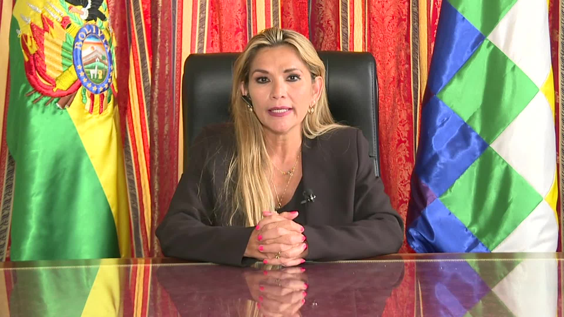 Bolivia: Jeanine Áñez afirma que no existe crisis en su mando y cambia a 3 ministros