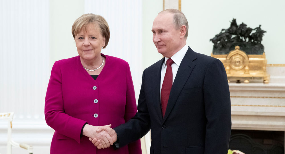 Merkel y Putin dialogaron sobre Libia, Siria, Irán y el gasoducto Nord Stream 2
