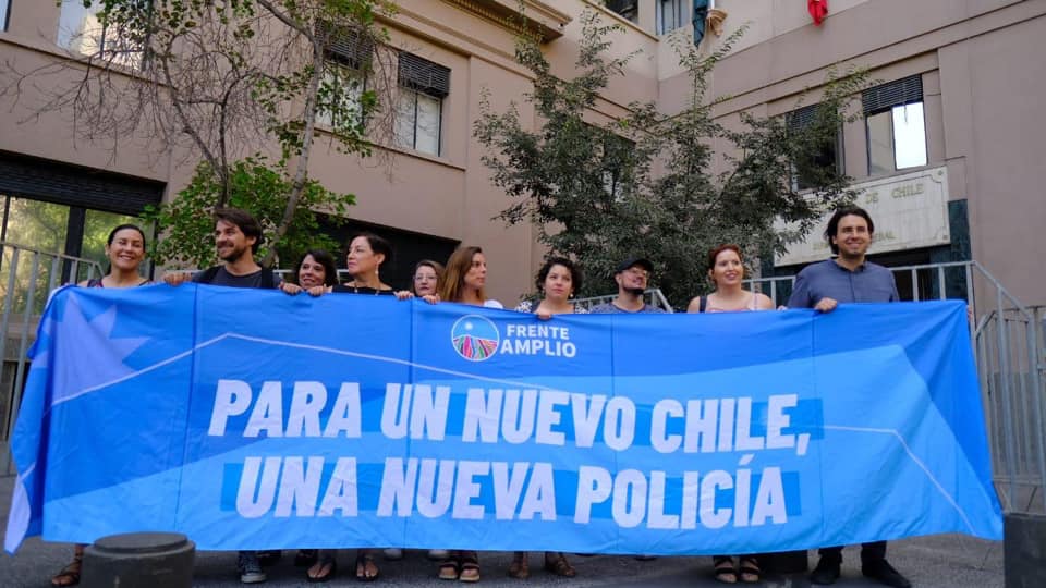 Frente Amplio propone intervención inmediata de Carabineros: No están para ejercer el cuidado a la ciudadanía