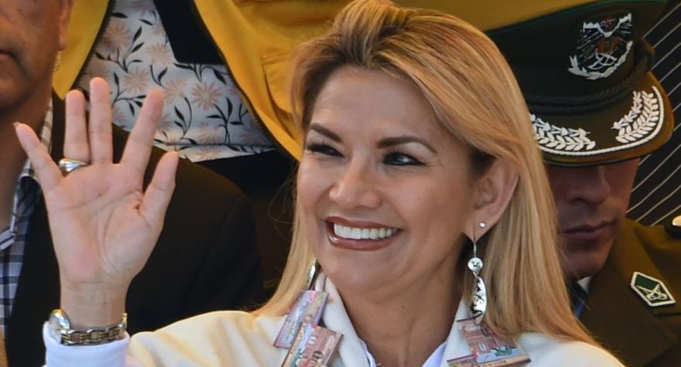 Jeanine Áñez oficializó su candidatura a la presidencia de Bolivia