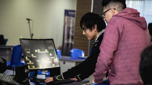 Estudiantes bolivianos lograron reconocida certificación mundial de empresa china Huawei para instalar redes