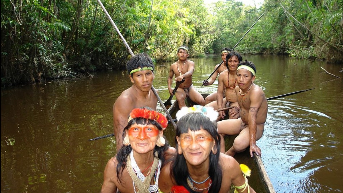 Indígenas ecuatorianos exigen se respete sentencia que frena extracción en la Amazonía