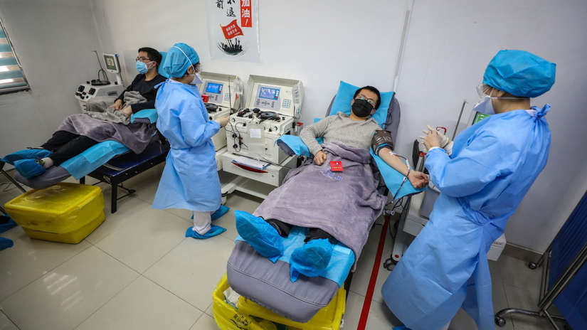 Ascienden a 2.744 muertes por coronavirus en China