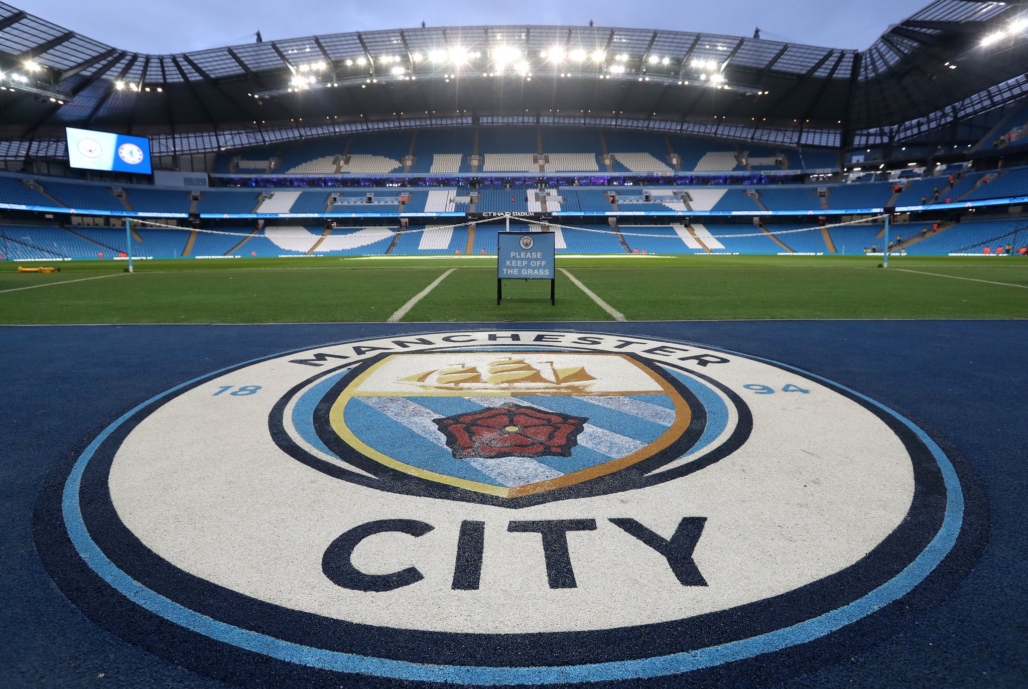 El club está «decepcionado pero no sorprendido»: UEFA excluyó de torneos por dos años al Manchester City