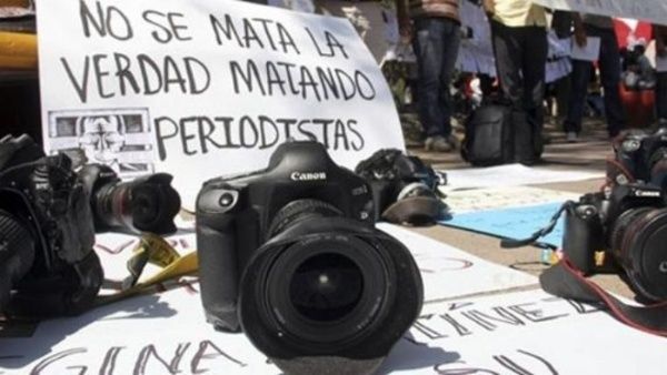 En 19 meses, en México, 12 periodistas asesinados