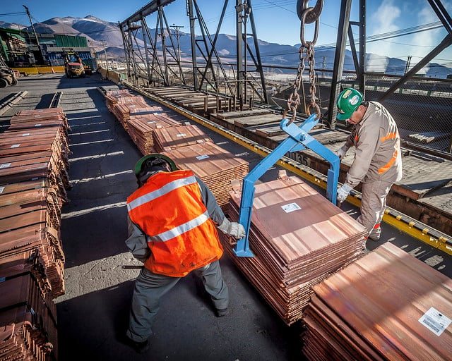 Sindicatos de la Industria de Puchuncaví-Quintero: «Están obligando a los trabajadores a enfrentar una pandemia de la forma más precaria posible»