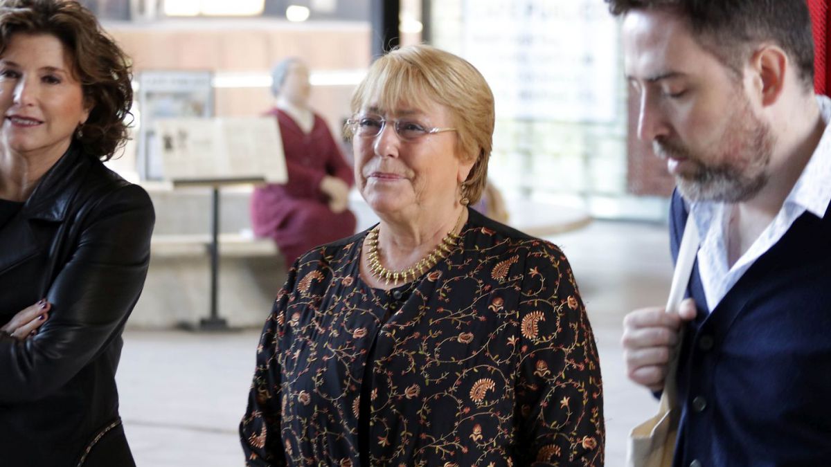Fundación de Bachelet se inscribió para participar en franja televisiva por el Apruebo