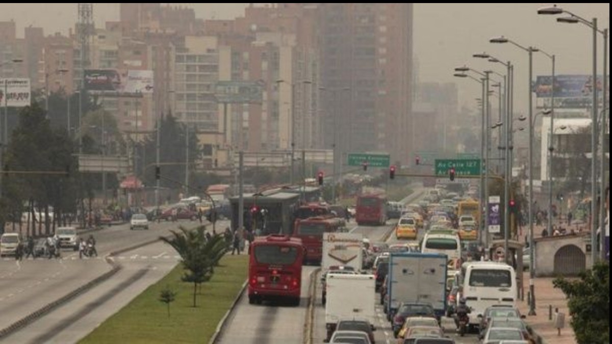 El confinamiento reduce emisión mundial de carbono en 17 % según estudio