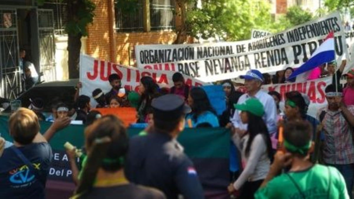 Campesinos de Paraguay vuelven a las calles tras retraso de Diputados para debatir ayuda financiera