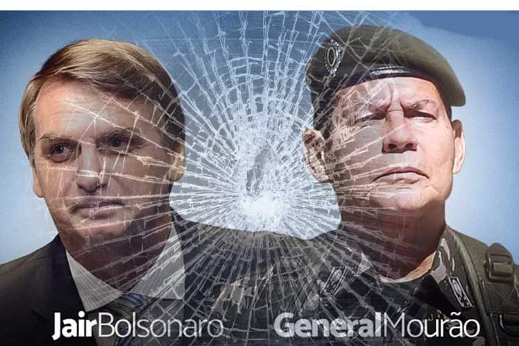 Militares brasileños están  listos para apoyar reemplazo de Bolsonaro