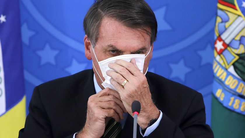 Bolsonaro llama «lunático» al gobernador de Sao Paulo por decretar cuarentena
