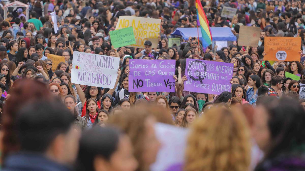 8M: Mujeres toman las calles de  Latinoamérica en defensa de sus derechos