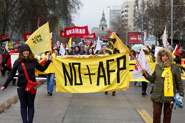 Coordinadora NO+AFP llama al Congreso «a detener la reforma previsional» ante el desplome de los ahorros